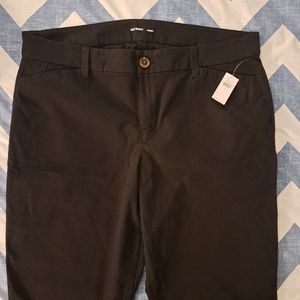 Old Navy Skinny Khaki in Black
